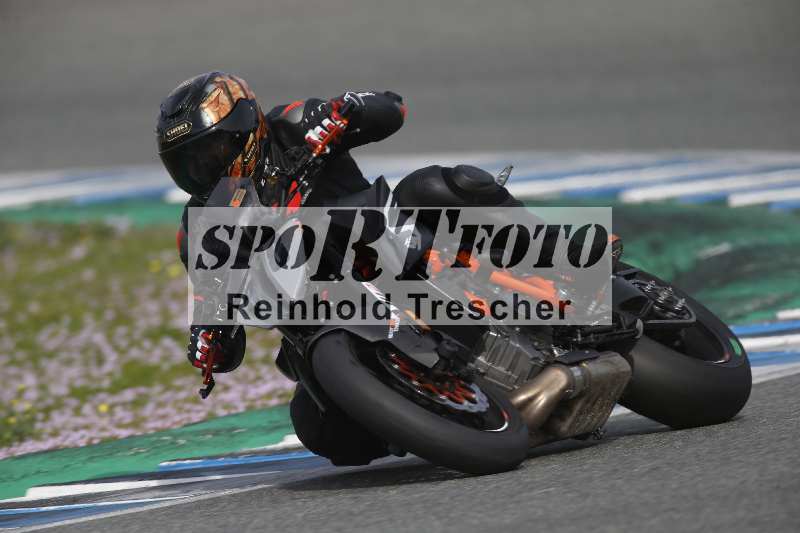 /Archiv-2024/01 26.-28.01.2024 Moto Center Thun Jerez/Gruppe rot-red/88